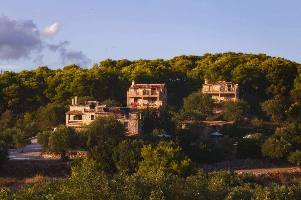 Revera Traditional Stone Villas, Apartments&Studios Keri Esterno foto