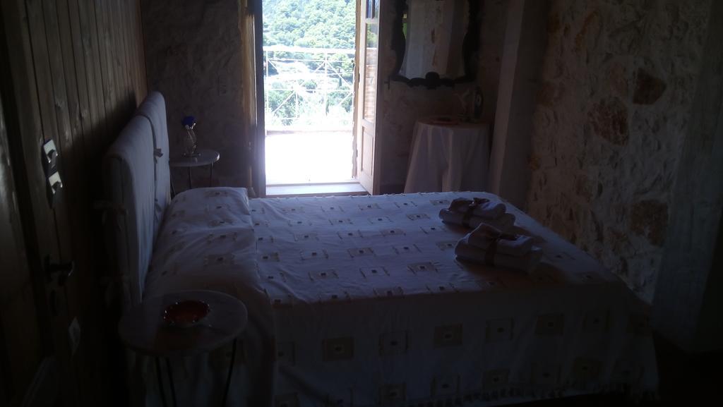 Revera Traditional Stone Villas, Apartments&Studios Keri Esterno foto