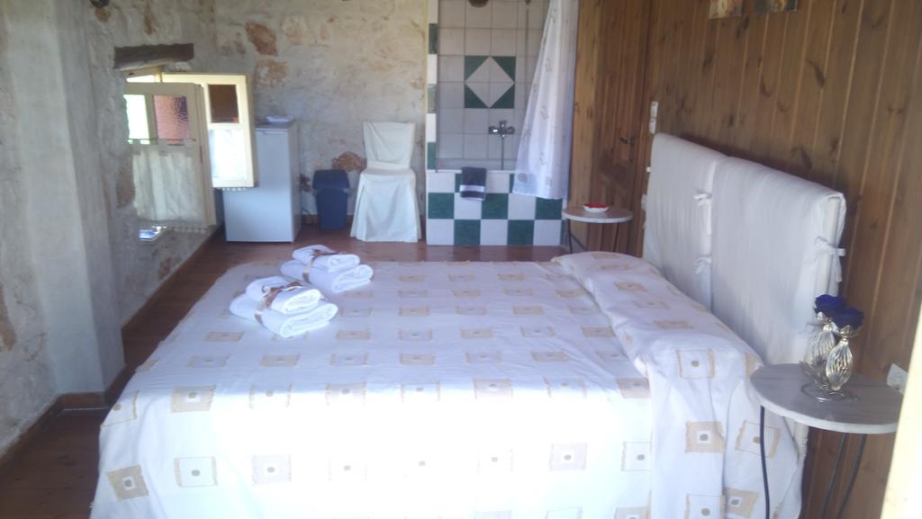 Revera Traditional Stone Villas, Apartments&Studios Keri Esterno foto